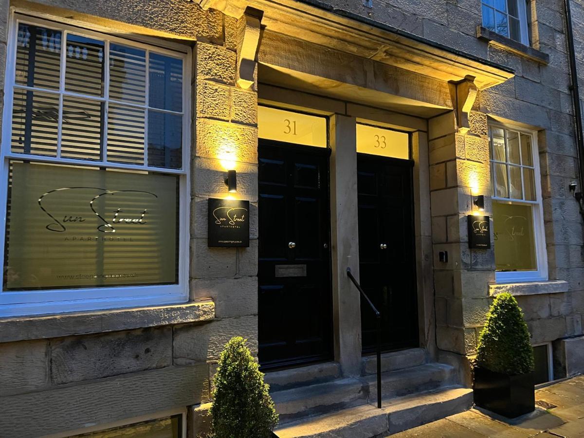 Sun Street Aparthotel ランカスター エクステリア 写真