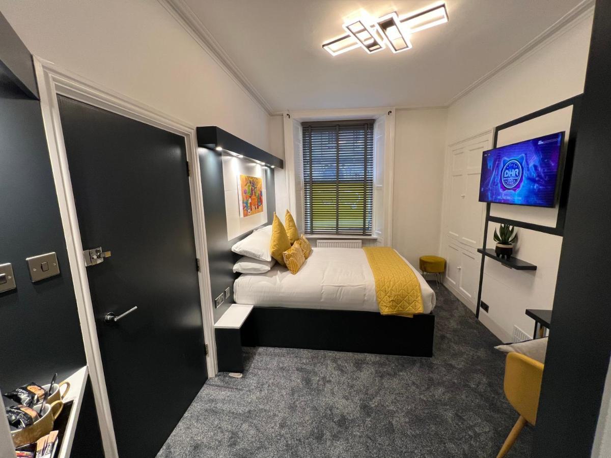 Sun Street Aparthotel ランカスター エクステリア 写真