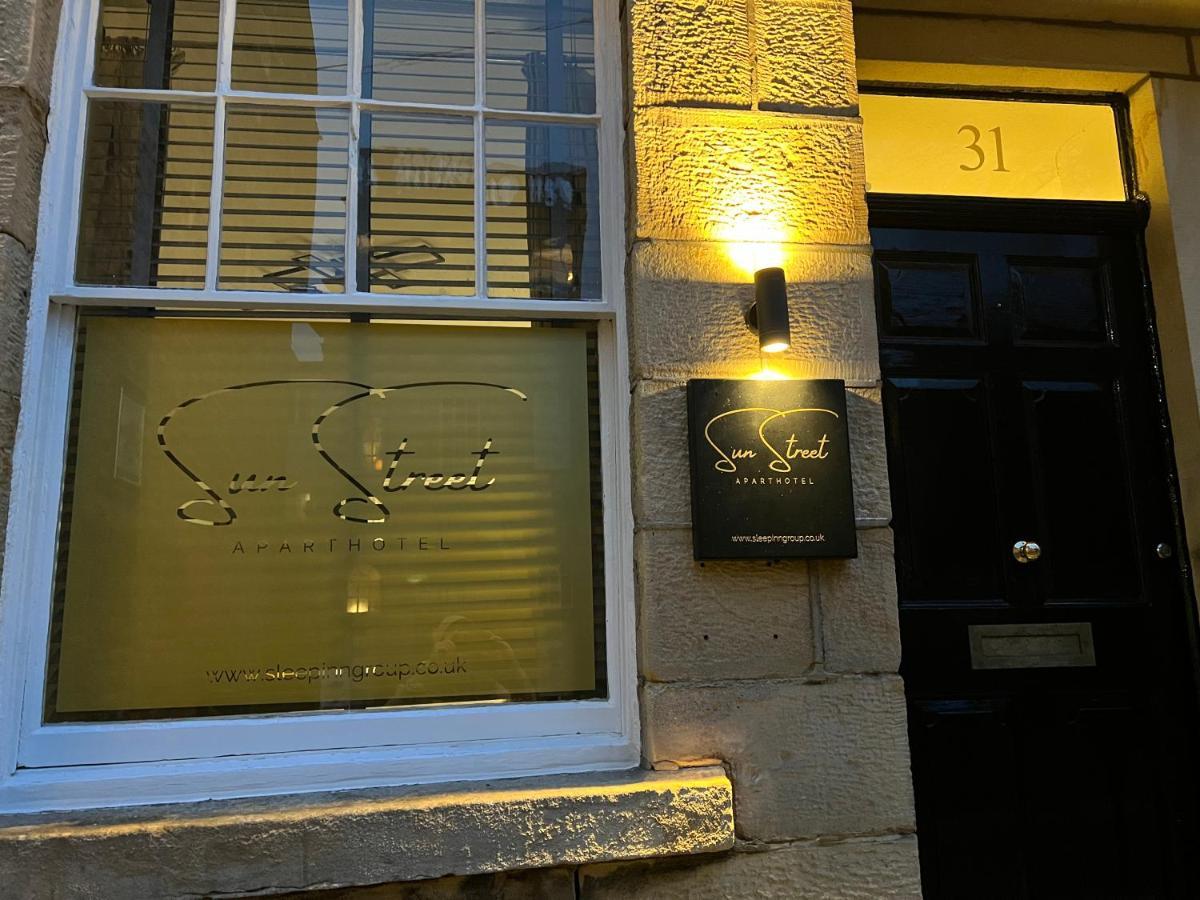Sun Street Aparthotel ランカスター エクステリア 写真