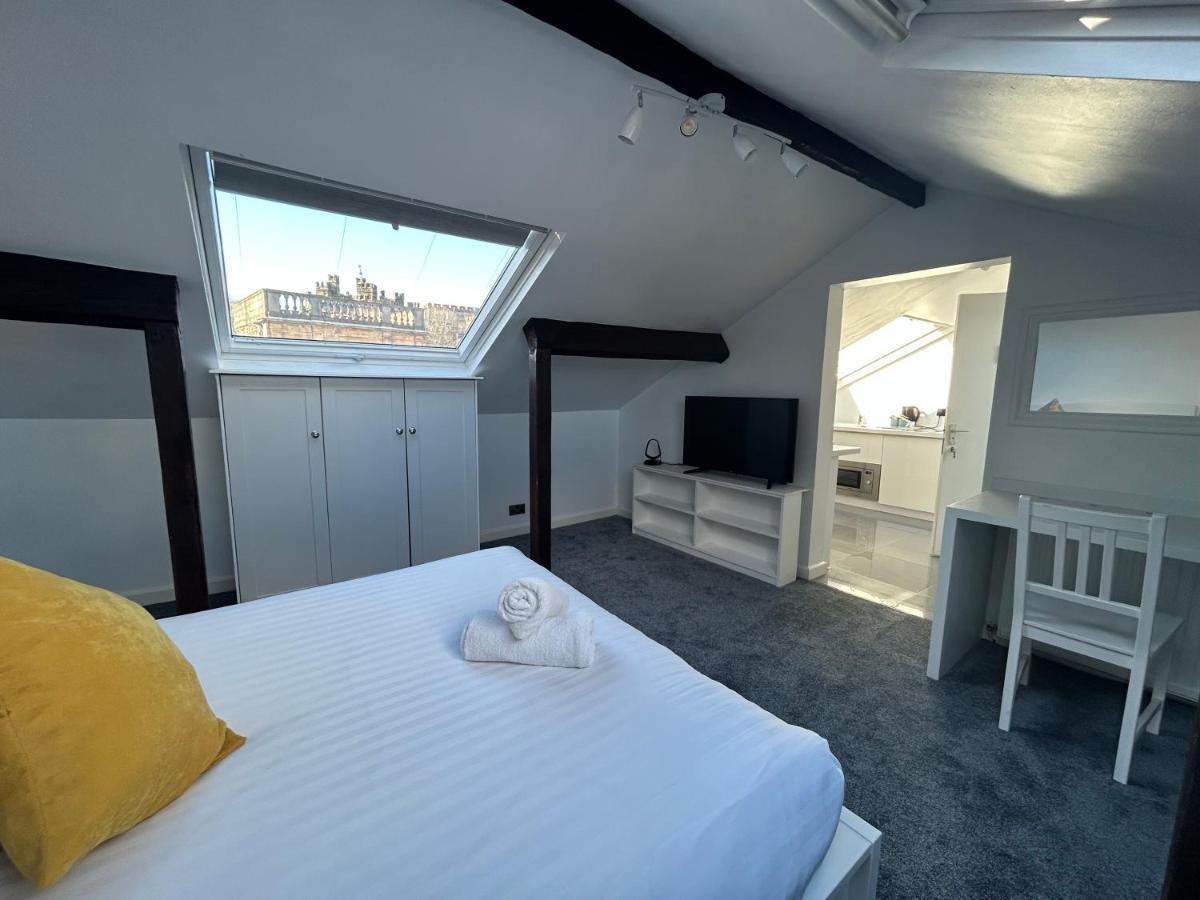 Sun Street Aparthotel ランカスター エクステリア 写真
